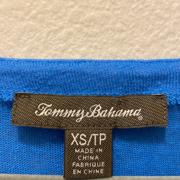 Sea Of Crete 3/4-Sleeve High-Low Linen Top in blue and white - Picture 3 of 5